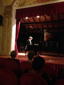 Il Maestro Francesco Attesti al pianoforte con Chopin e Schubert, Liszt ed i sorprendenti inediti di Fabio Mengozzi